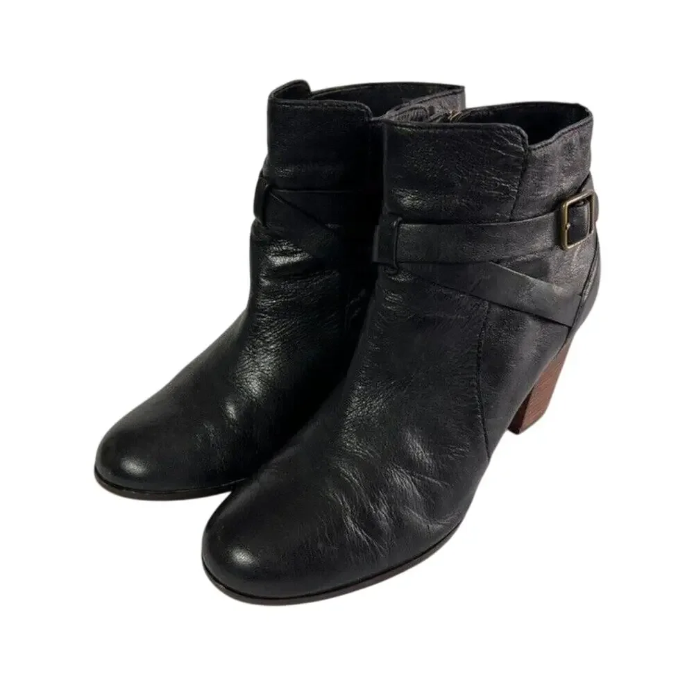 Cole Haan Bootie Women 9.5 B Black Leather Cassidy Side Zip Straps Ankle D41598